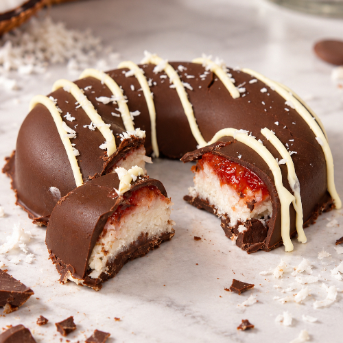 Gestileerde afbeelding van Bounty Donut met Aardbei